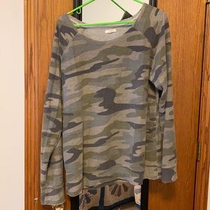Maurices Camo Crewneck Sweatshirt size XL